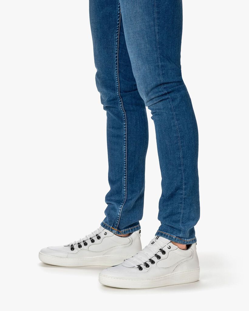 Sneaker calf leather white