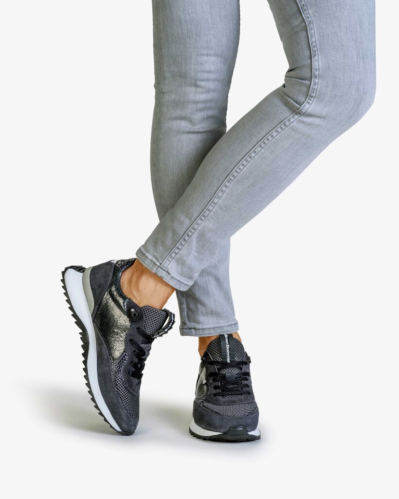 Sneaker printed suede grey