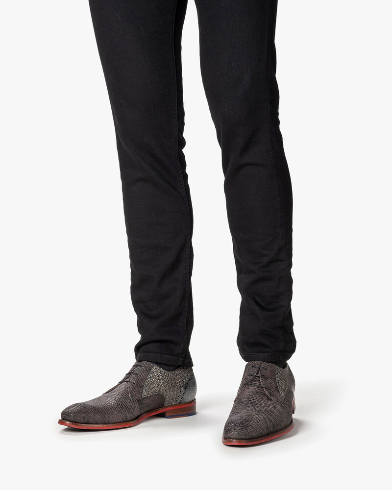 Schnürschuh Wildleder-Print grau