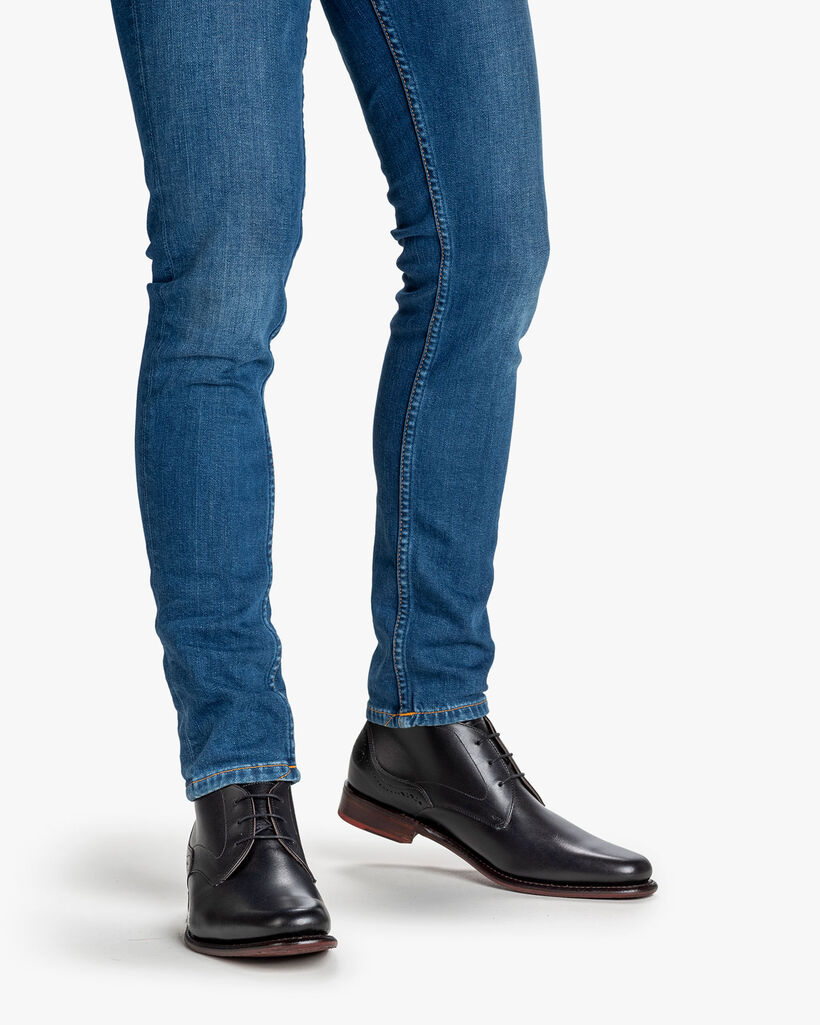 Schnürstiefel Kalbsleder schwarz