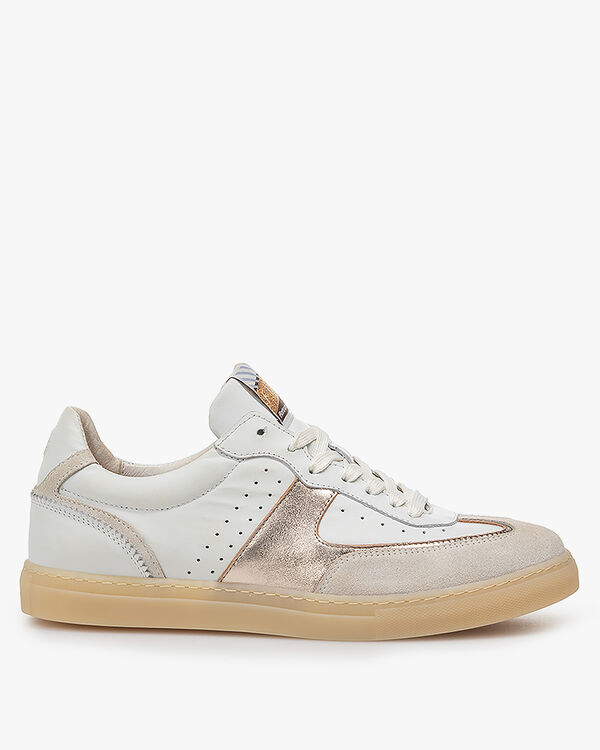 The product image is missing!