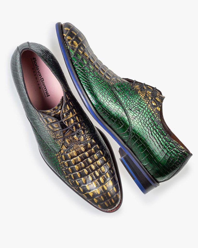 Lace shoe green croco leather
