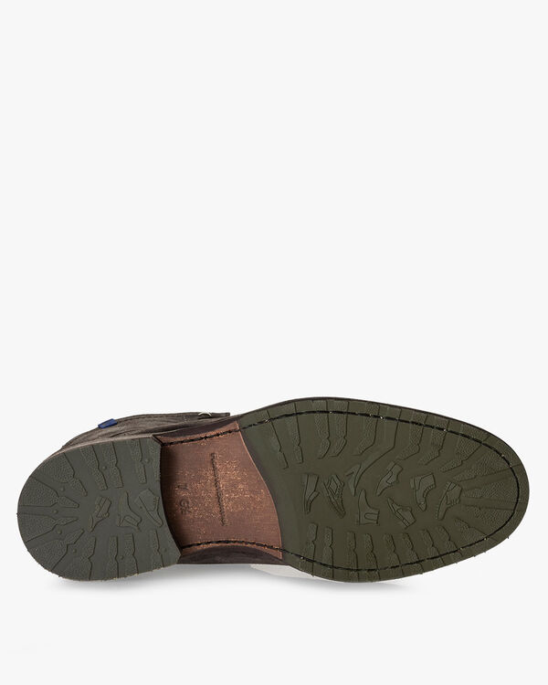 Gefütterter Schnürstiefel braun