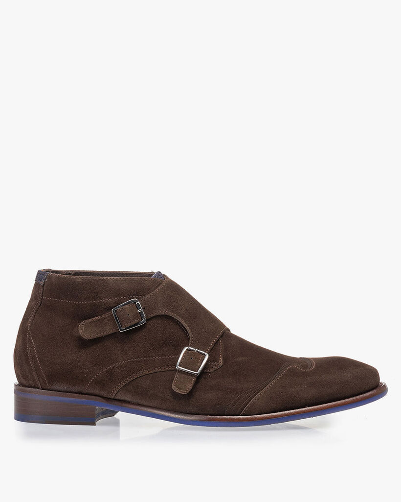 Buckle shoe brown suede leather