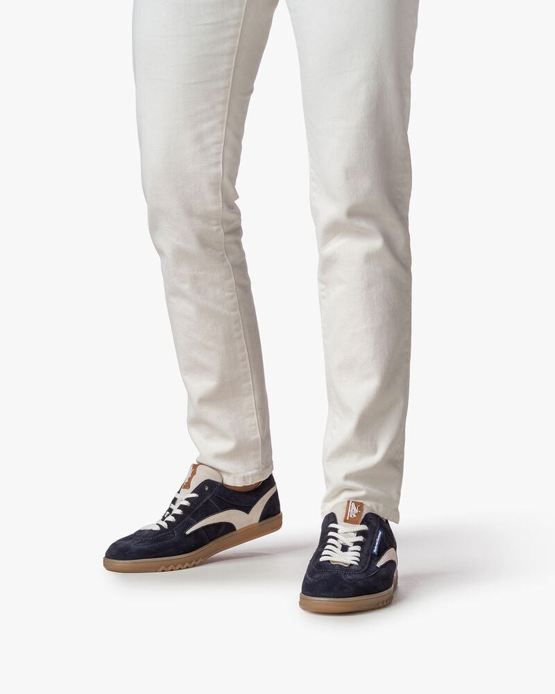 The product image is missing!