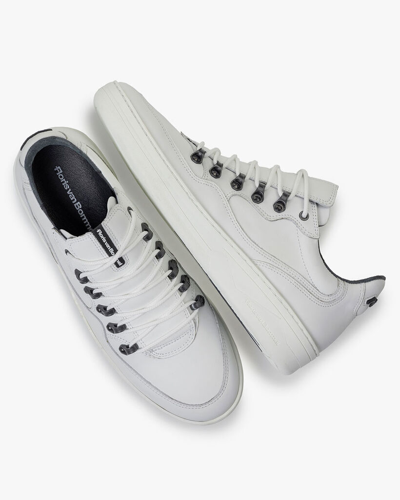 Sneaker calf leather white