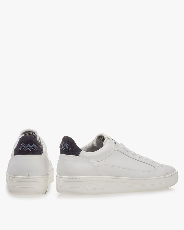 Sneaker leather white