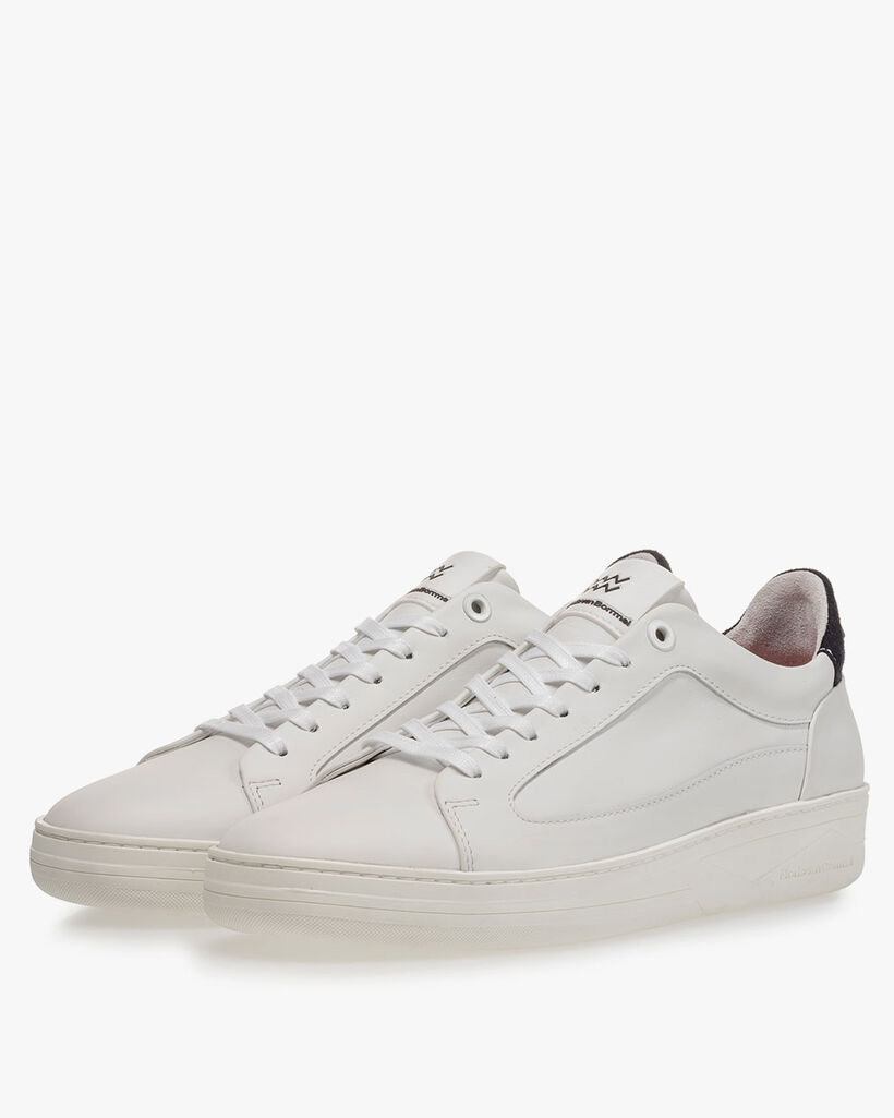 Sneaker leather white