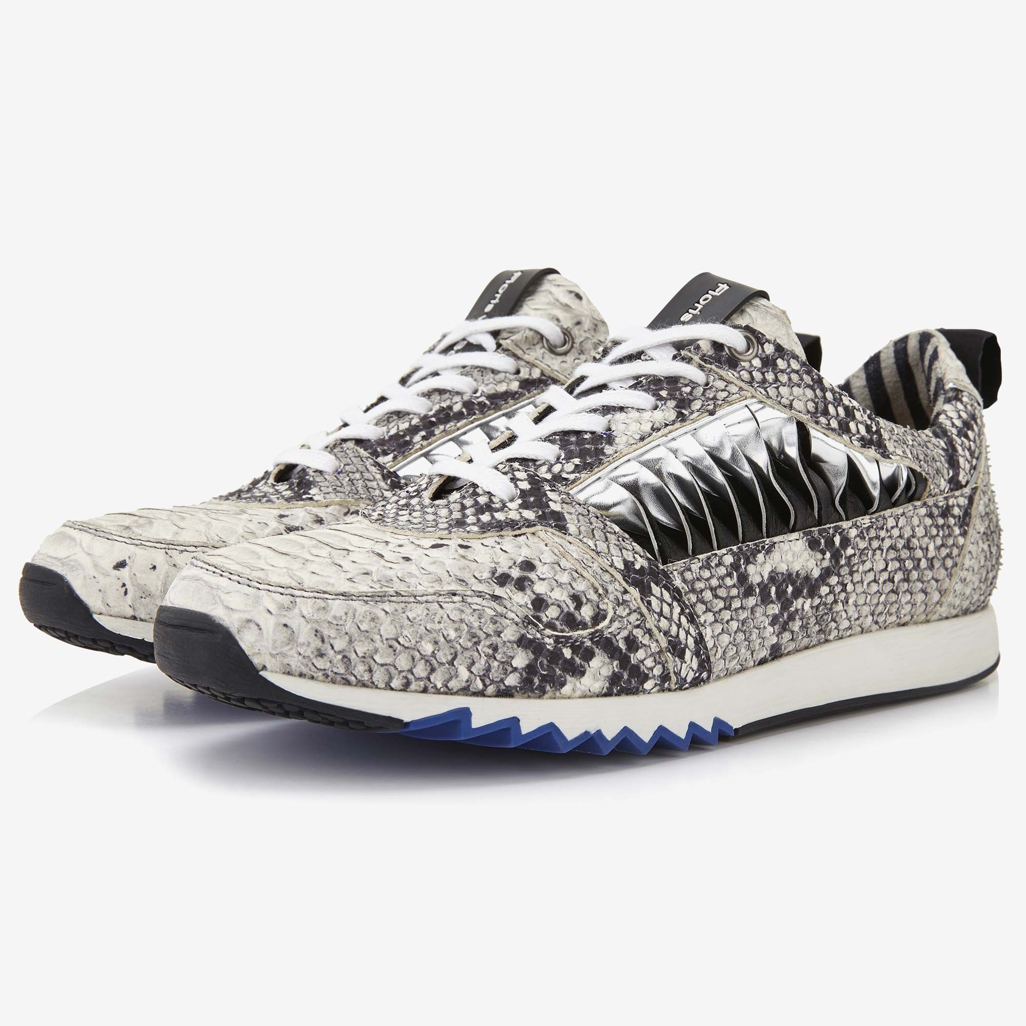 Floris van outlet bommel snake