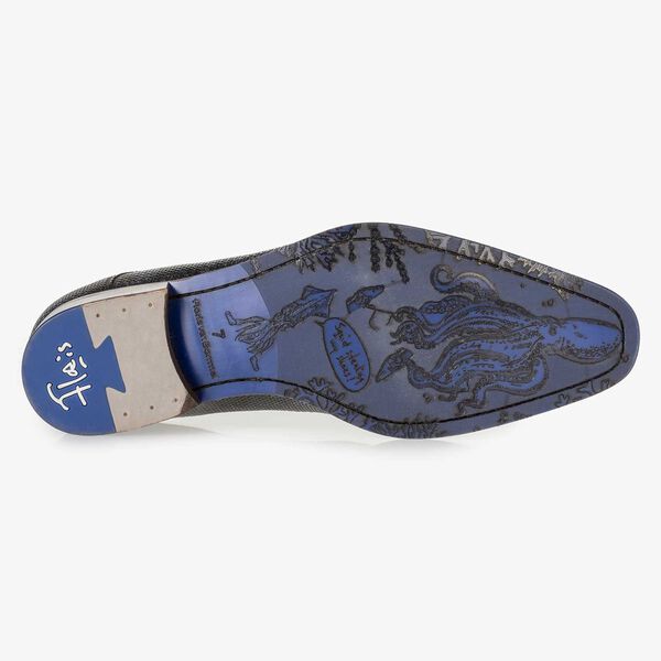 Dark blue leather lace shoe with metallic print