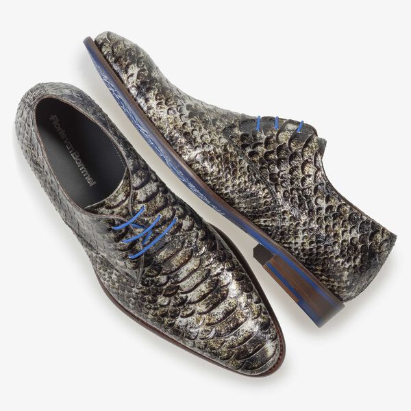 Grey patent leather snake print lace shoe