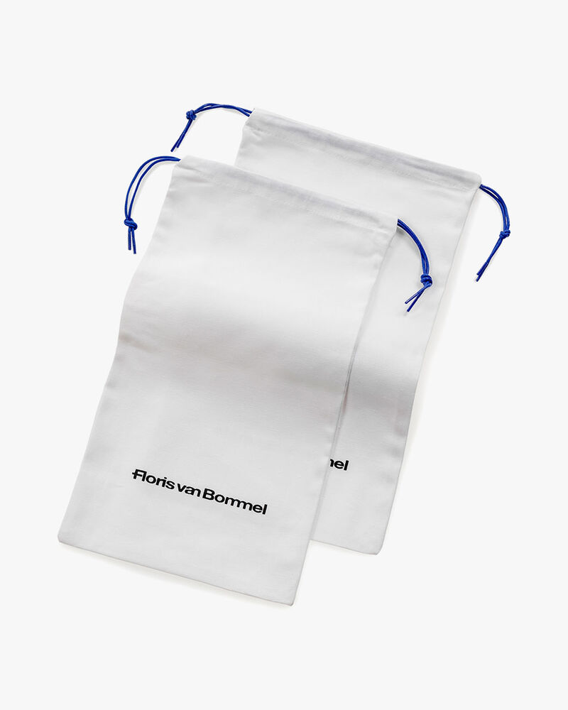 Dust bag for patent leather shoes