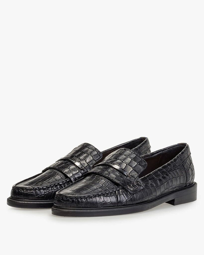 Loafer reptile print black