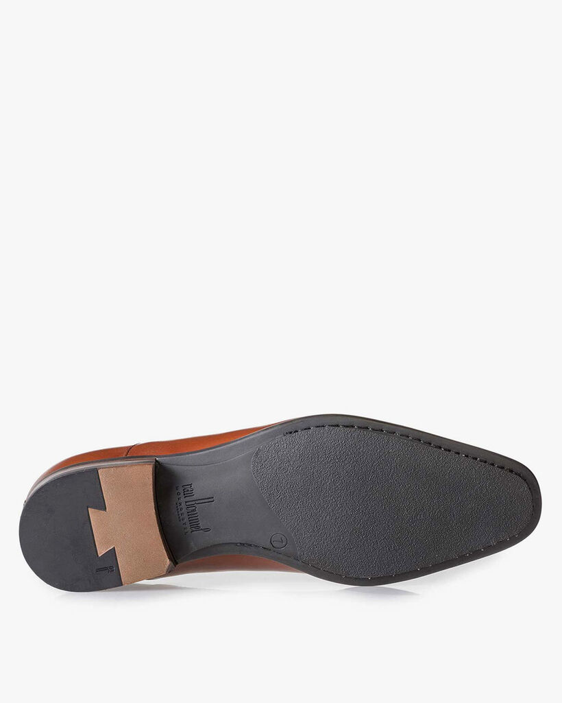 Cognacfarbener Schnürschuh