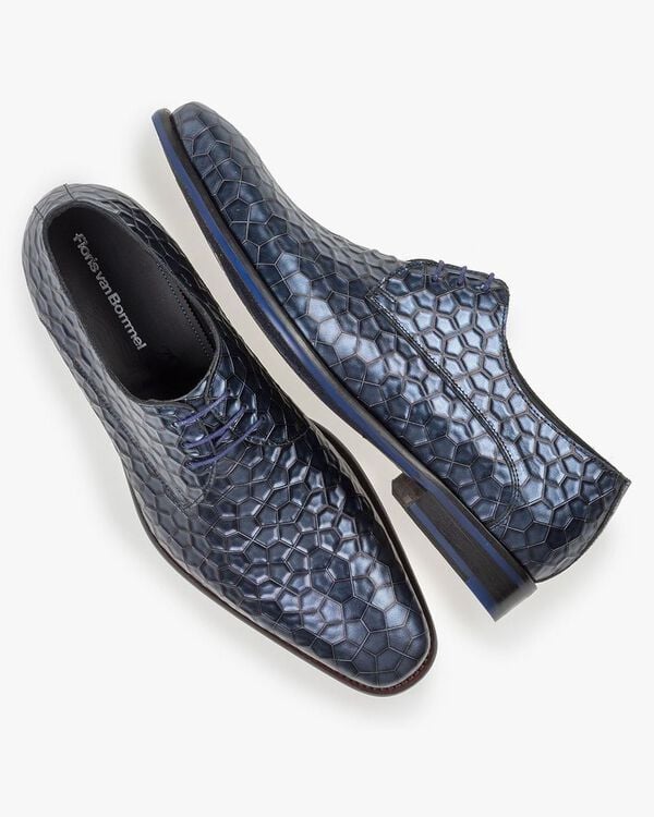 Schn&uuml;rschuh Metallic-Print blau