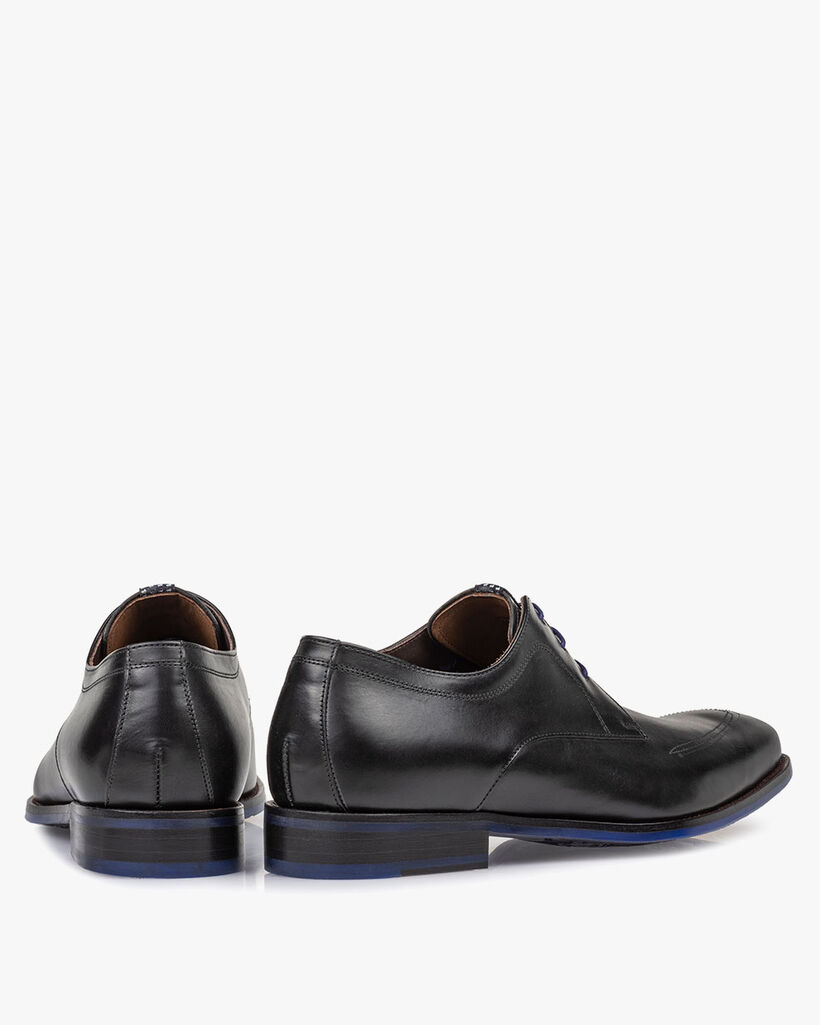 Lace shoe black calf leather