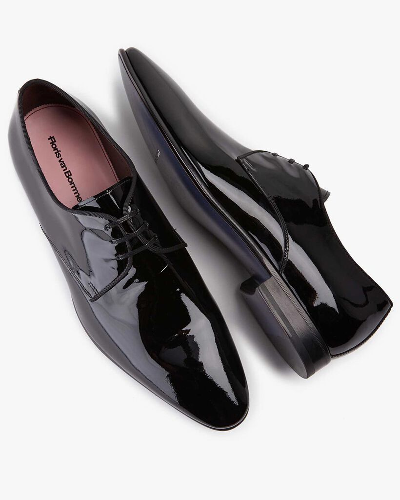 Lace shoe patent leather black