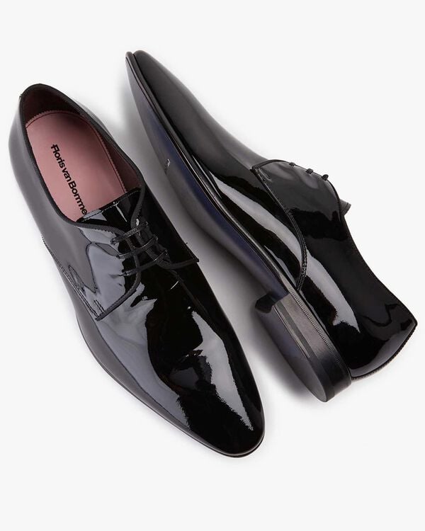 Lace shoe patent leather black