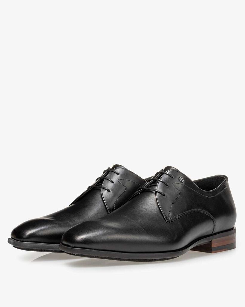 Schnürschuh Kalbsleder schwarz