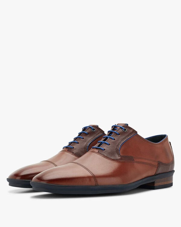 Lace shoe calf leather cognac