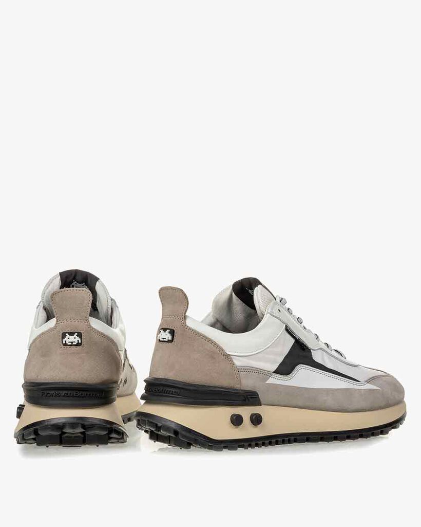 Sneaker Space Invaders wei&szlig;