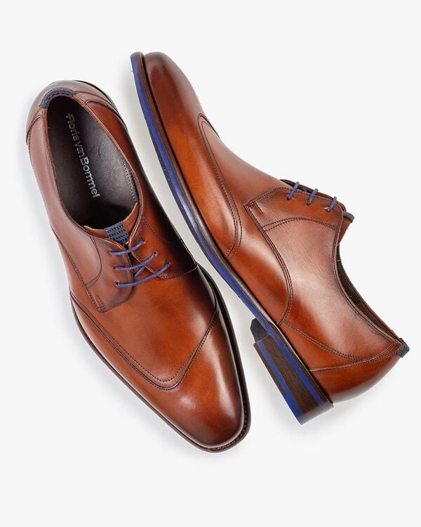 Schn&uuml;rschuh cognac Kalbsleder