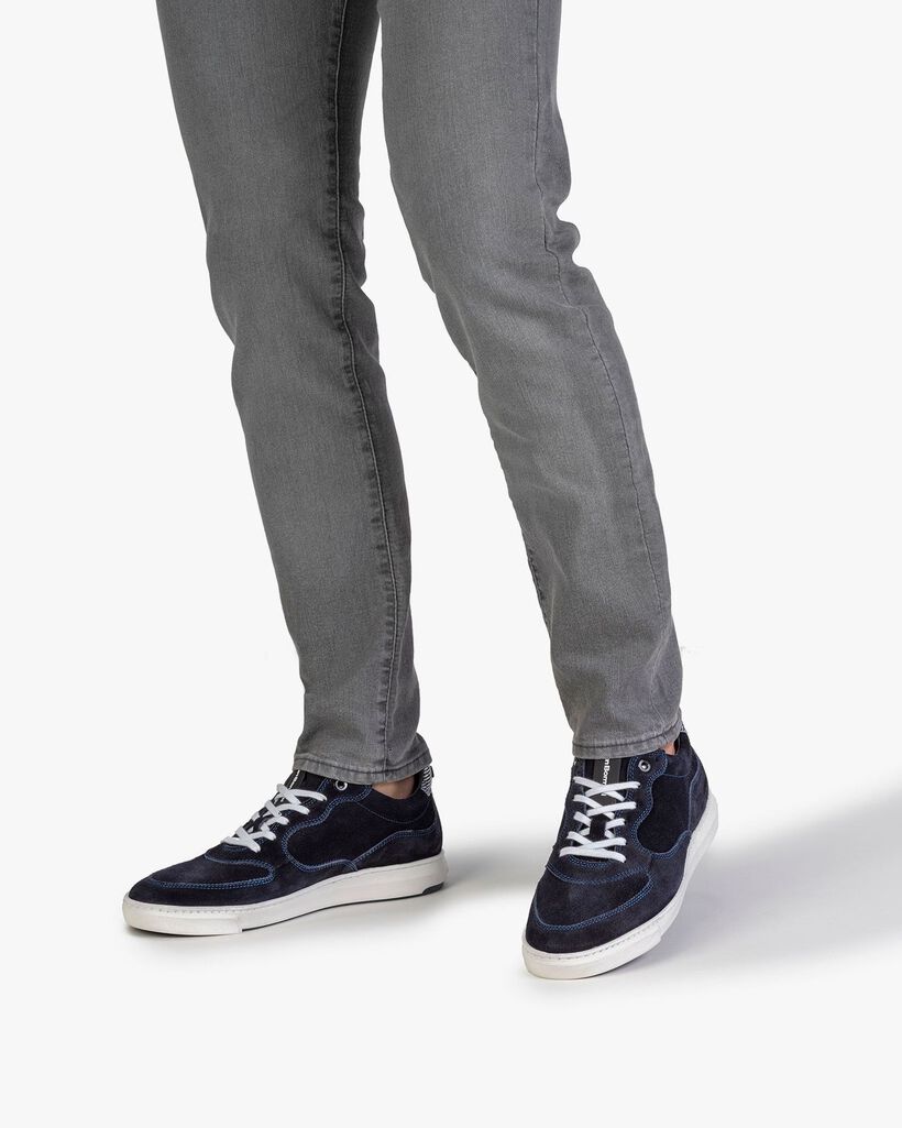 Sneaker mit Print Wildleder blau