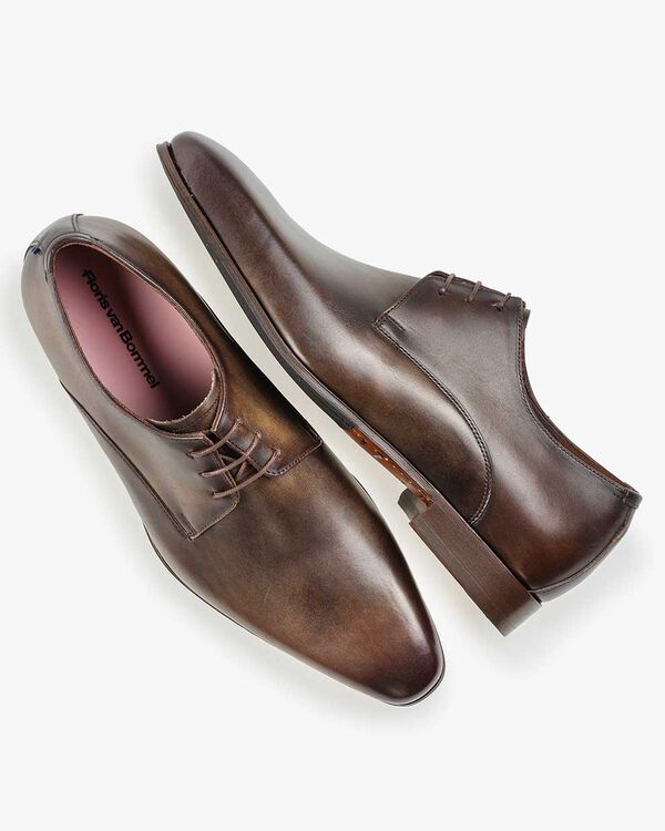 Lace boot calf leather dark brown