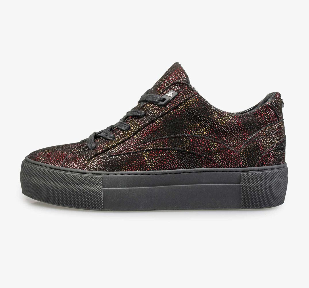 Leather sneaker with red check pattern