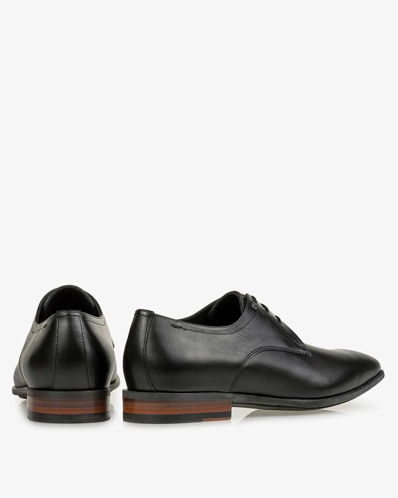 Schnürschuh Kalbsleder schwarz