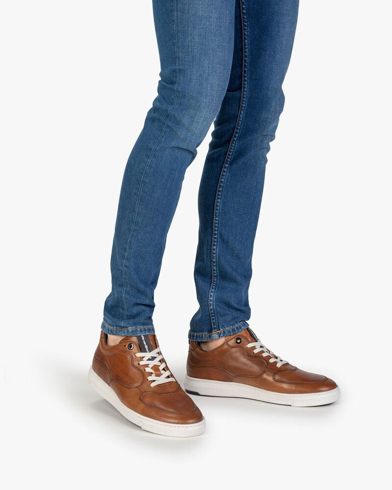 Sneaker cognac-coloured calf leather