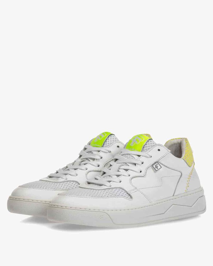 Sneaker calf leather white