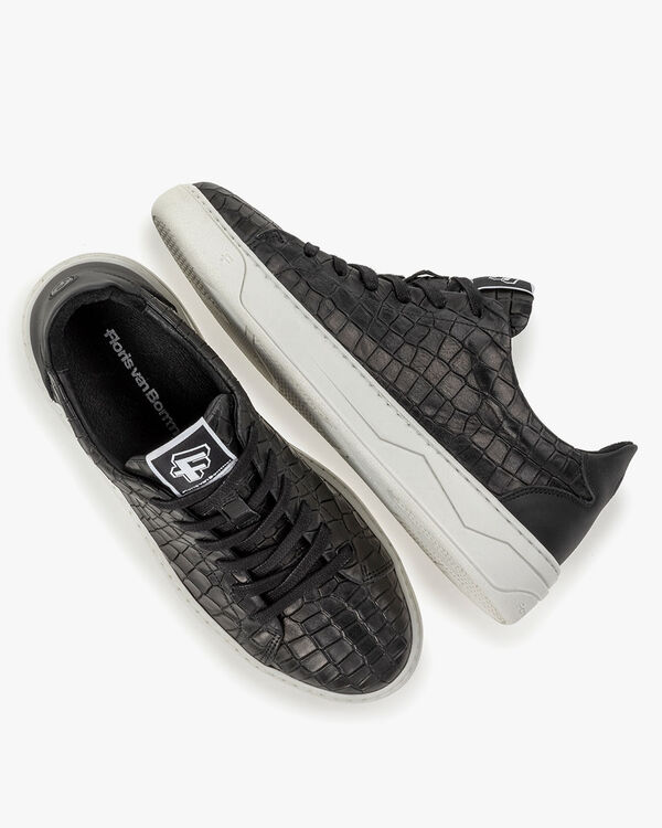 Sneaker reptile print black