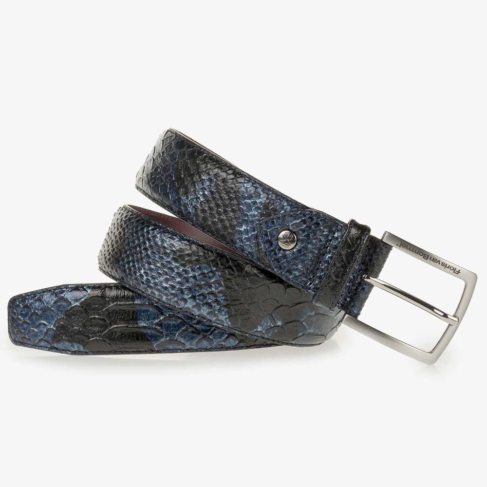 Blue belt with snake print