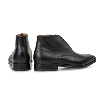 Lace boot calf leather black