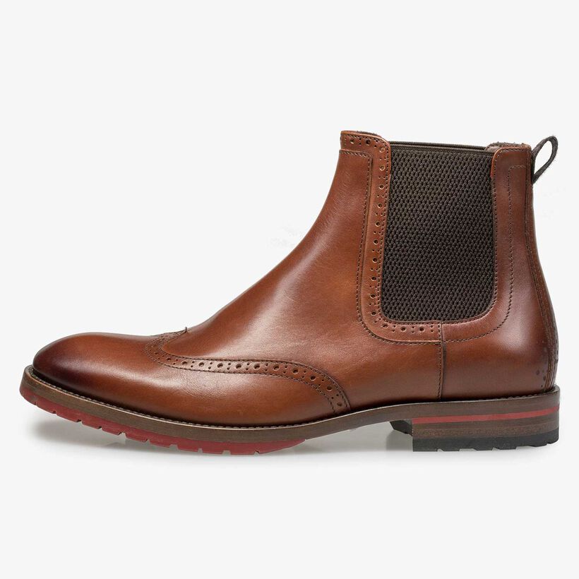 Dark cognac-coloured calf’s leather Chelsea boot
