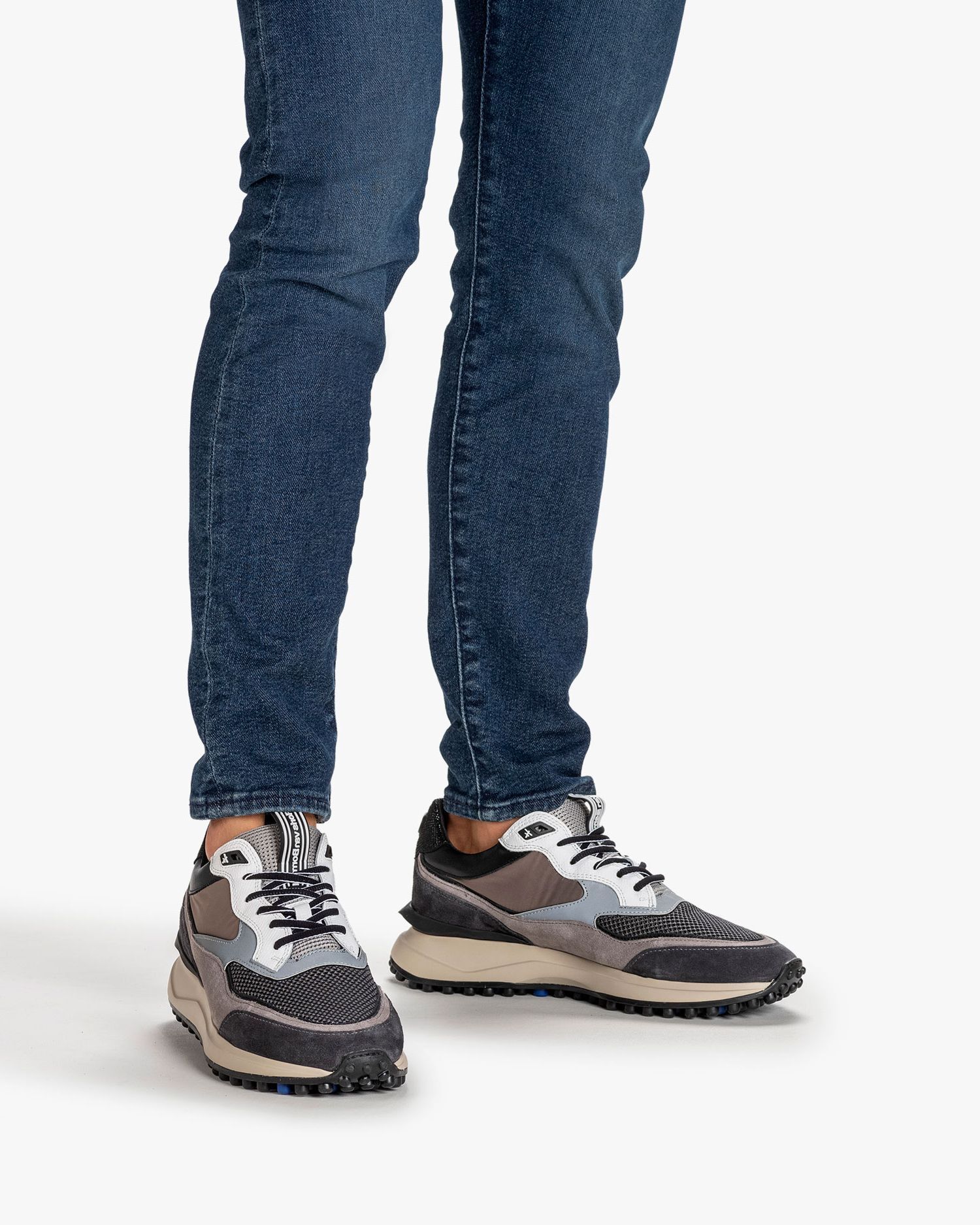 Noppi sneaker taupe SFM-10086-34-01 | Floris van Bommel®