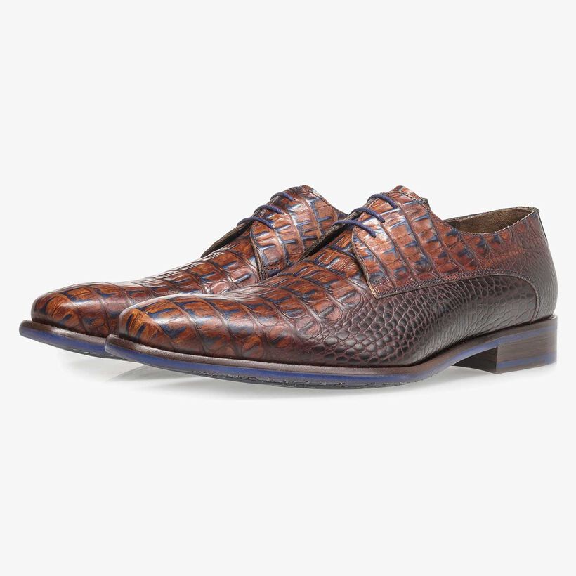 Cognac-coloured leather lace shoe with croco print
