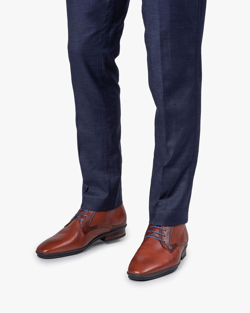 Schnürstiefel Kalbsleder cognac