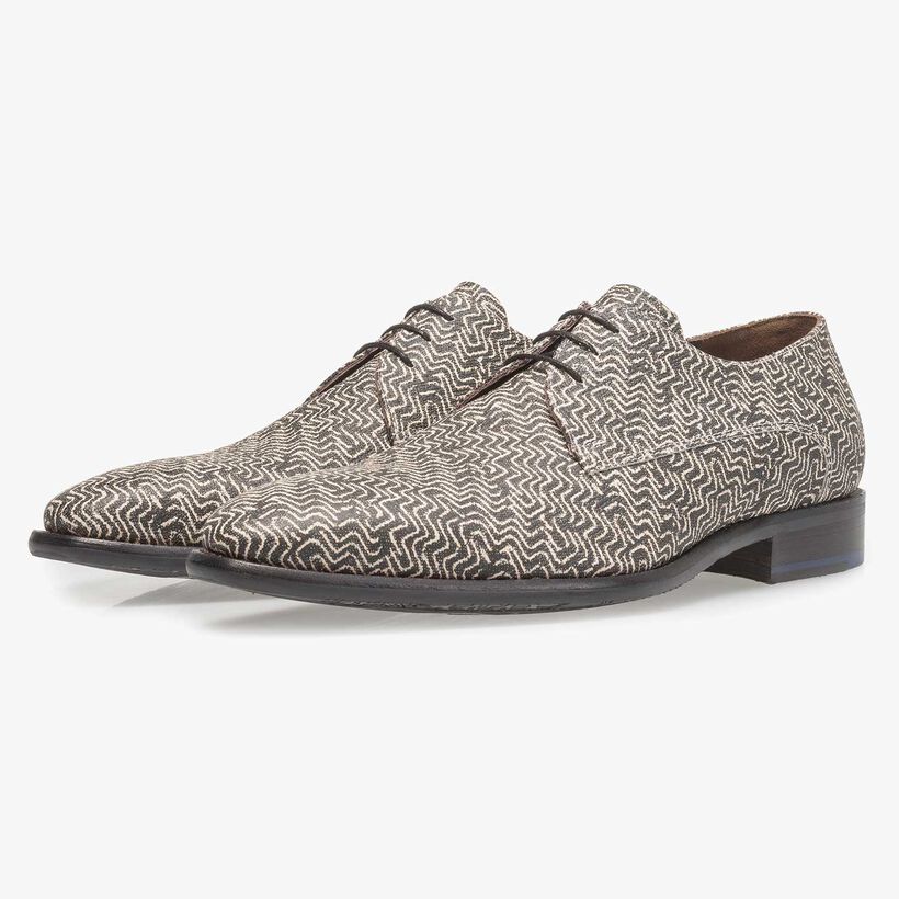 Grey leather lace shoe with graphic print