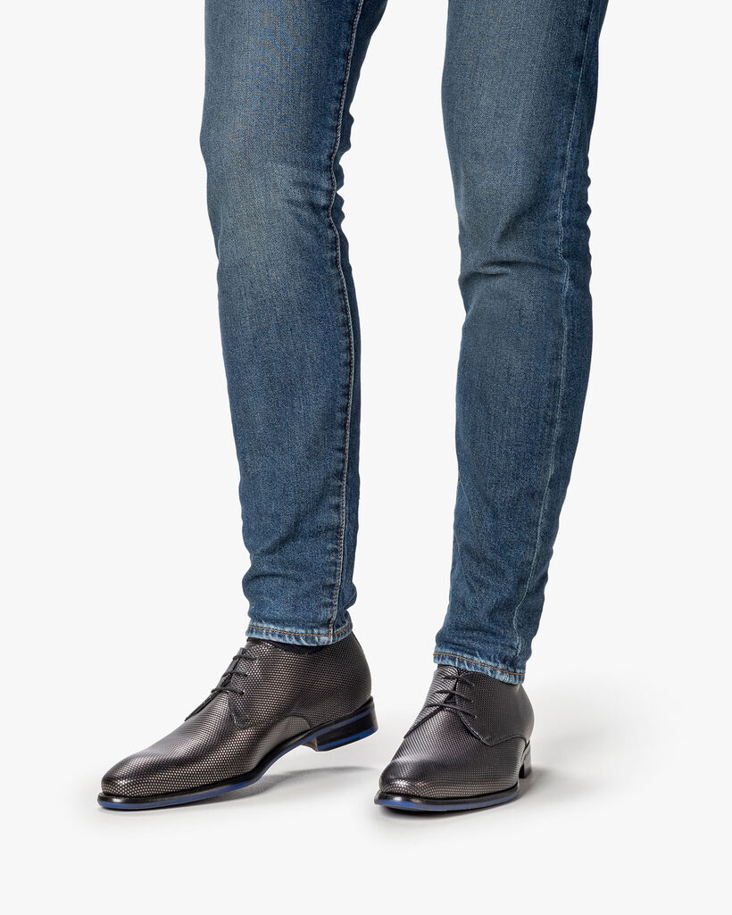 Lace shoe metallic print bronze