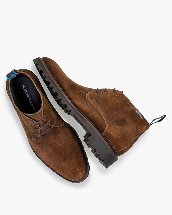 Lace boot suede cognac