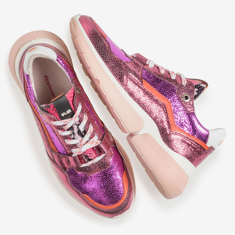 Pinker Leder-Sneaker mit Metallic-Print