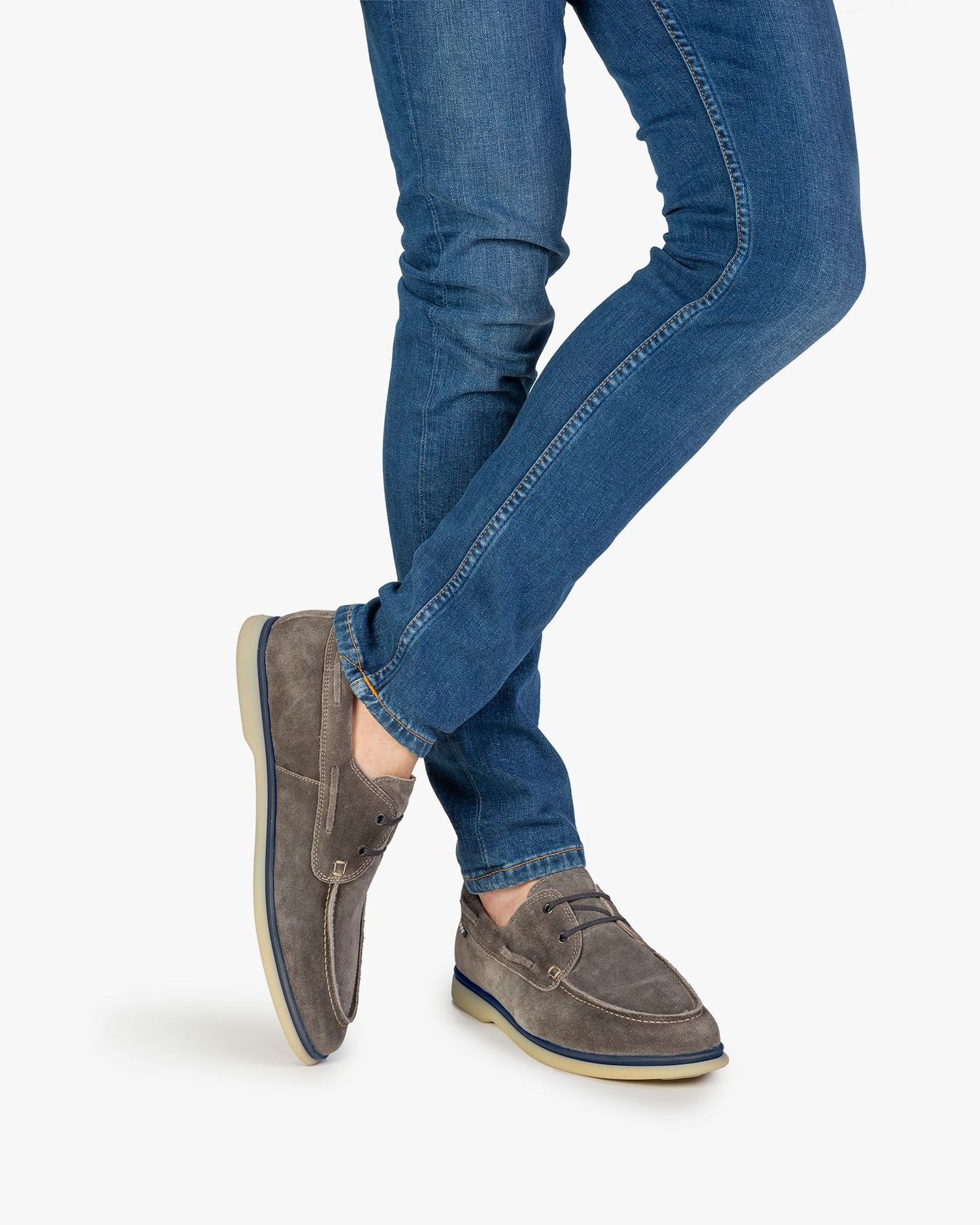 Boat shoe suede leather grey 18271/02 | Floris van Bommel Official®