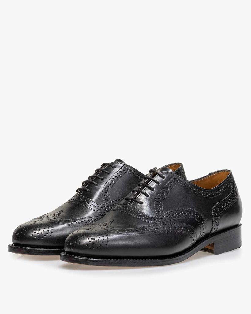 Lace shoe calf leather black