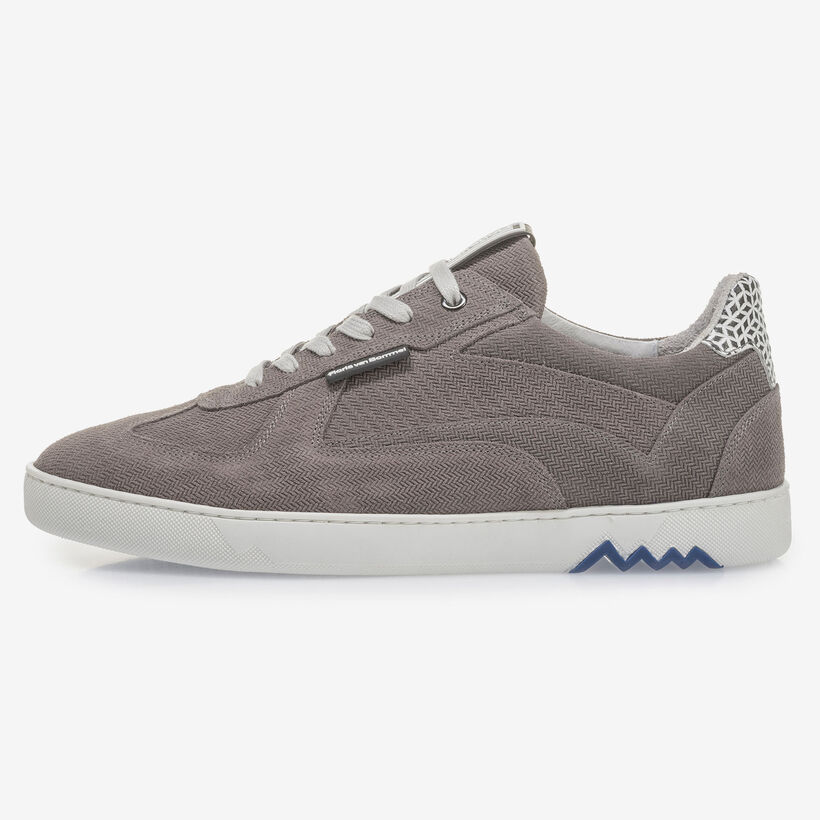 Grey suede leather sneaker with print