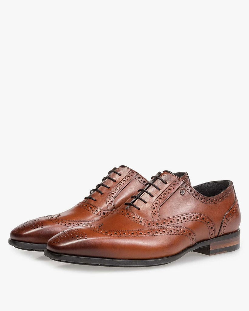 Cognacfarbener Kalbsleder-Brogue