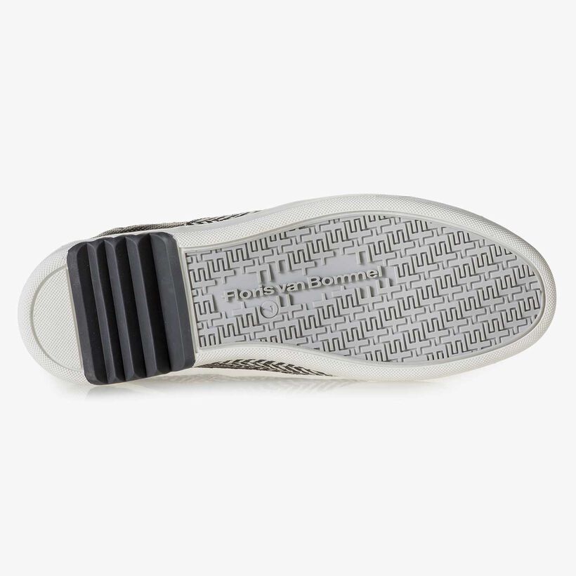 Black & white leather sneaker with a herringbone pattern