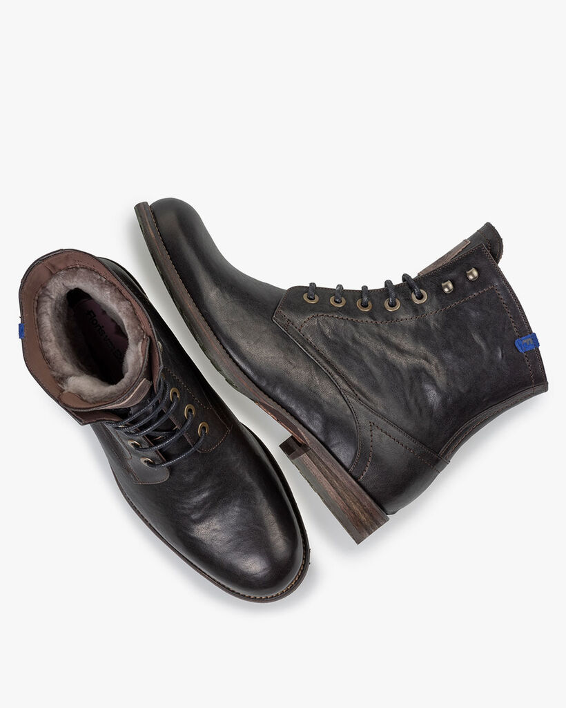 Gefütterter Schnürstiefel schwarz