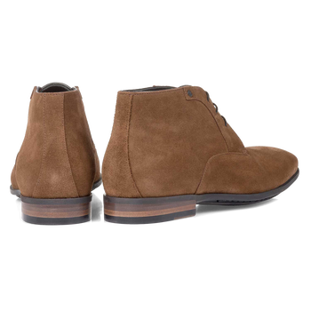 Mittelbrauner Wildleder-Schnürschuh